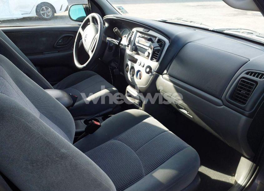 Photo 5 of 2004 Mazda Tribute LX V6 (VIN 4F2YZ04124KM02270)