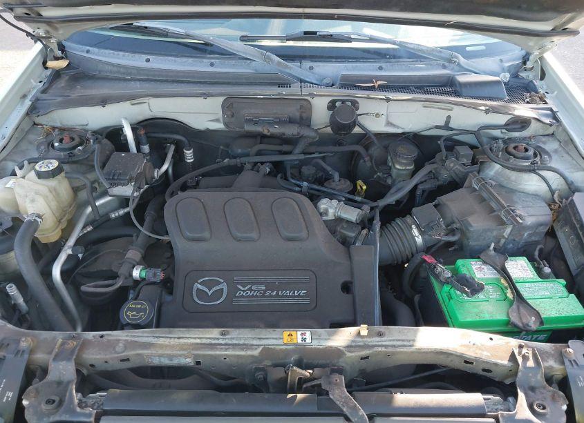 Photo 10 of 2004 Mazda Tribute LX V6 (VIN 4F2YZ04124KM03418)