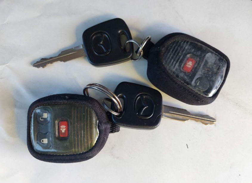 Photo 11 of 2004 Mazda Tribute LX V6 (VIN 4F2YZ04124KM03418)