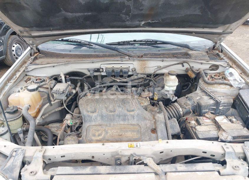 Photo 10 of 2005 Mazda Tribute S (VIN 4F2YZ04125KM17093)