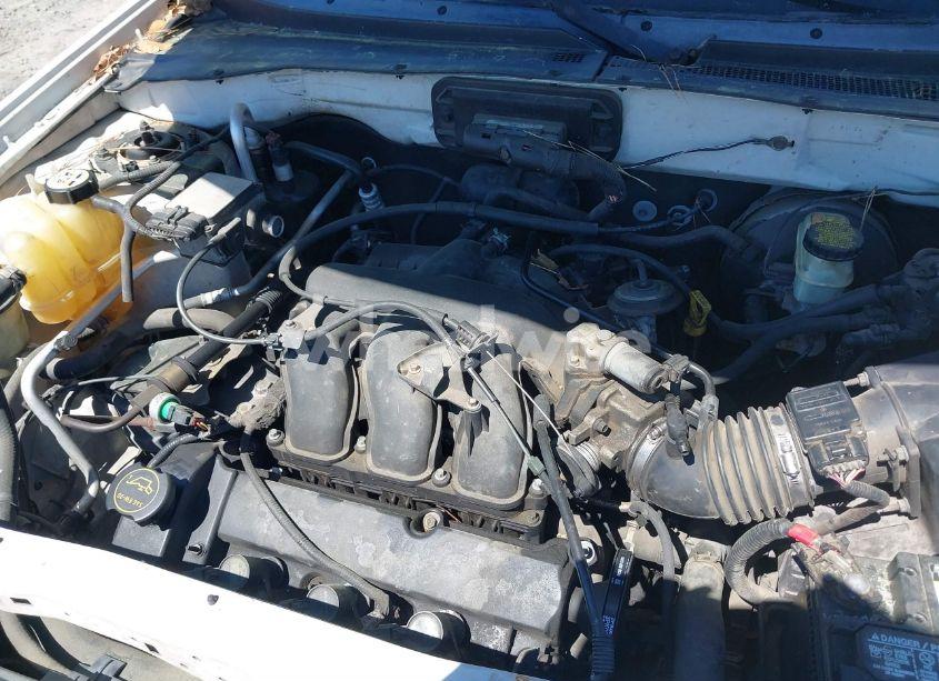 Photo 10 of 2003 Mazda Tribute LX V6 (VIN 4F2YZ04133KM33963)