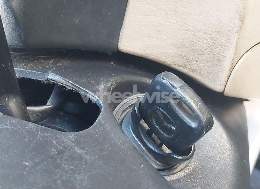 Photo 11 of 2003 Mazda Tribute LX V6 (VIN 4F2YZ04133KM33963)