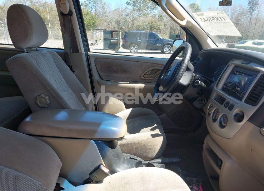 Photo 5 of 2003 Mazda Tribute LX V6 (VIN 4F2YZ04133KM33963)