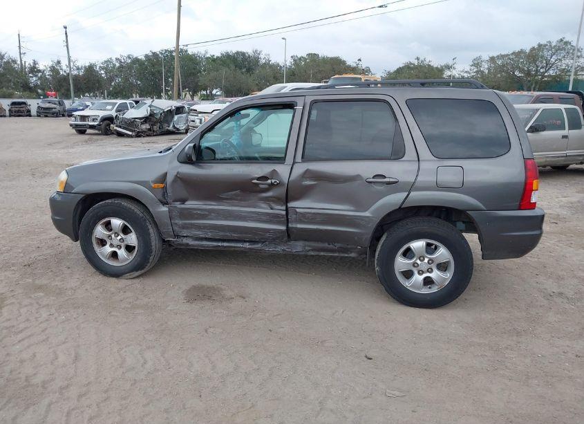 Photo 13 of 2004 Mazda Tribute LX V6 (VIN 4F2YZ04134KM03556)