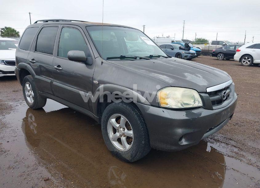 2005 Mazda Tribute S (VIN 4F2YZ04135KM05678) main photo