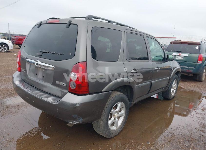 Photo 4 of 2005 Mazda Tribute S (VIN 4F2YZ04135KM05678)