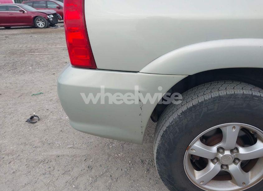 Photo 6 of 2005 Mazda Tribute S (VIN 4F2YZ04155KM08890)