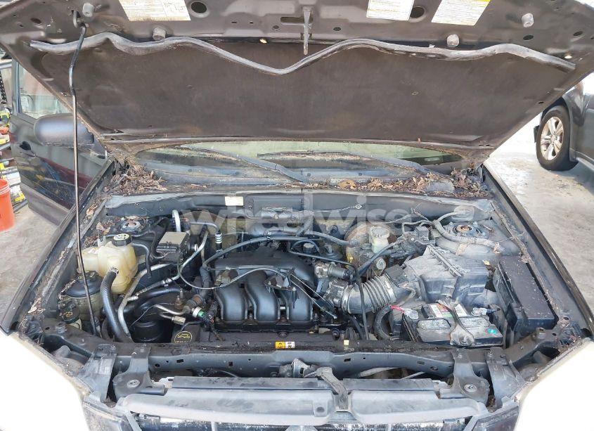 Photo 10 of 2004 Mazda Tribute LX V6 (VIN 4F2YZ04164KM10078)