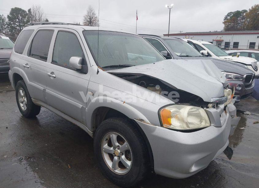 2005 Mazda Tribute S (VIN 4F2YZ04165KM42563) main photo