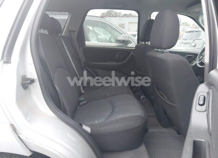 Photo 8 of 2005 Mazda Tribute S (VIN 4F2YZ04165KM42563)