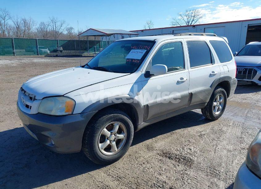 Photo 2 of 2005 Mazda Tribute S (VIN 4F2YZ04165KM65311)