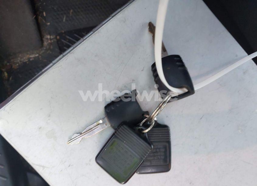 Photo 11 of 2006 Mazda Tribute S (VIN 4F2YZ04166KM26932)