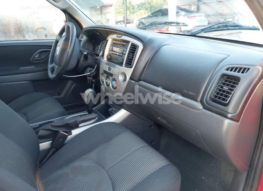 Photo 5 of 2006 Mazda Tribute S (VIN 4F2YZ04166KM26932)