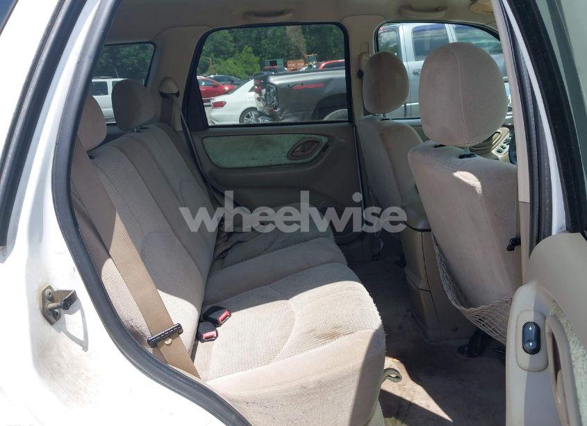 Photo 8 of 2004 Mazda Tribute LX V6 (VIN 4F2YZ04174KM31540)