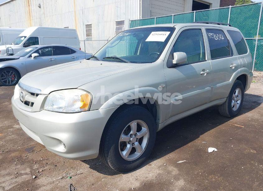 Photo 2 of 2005 Mazda Tribute S (VIN 4F2YZ06155KM26805)
