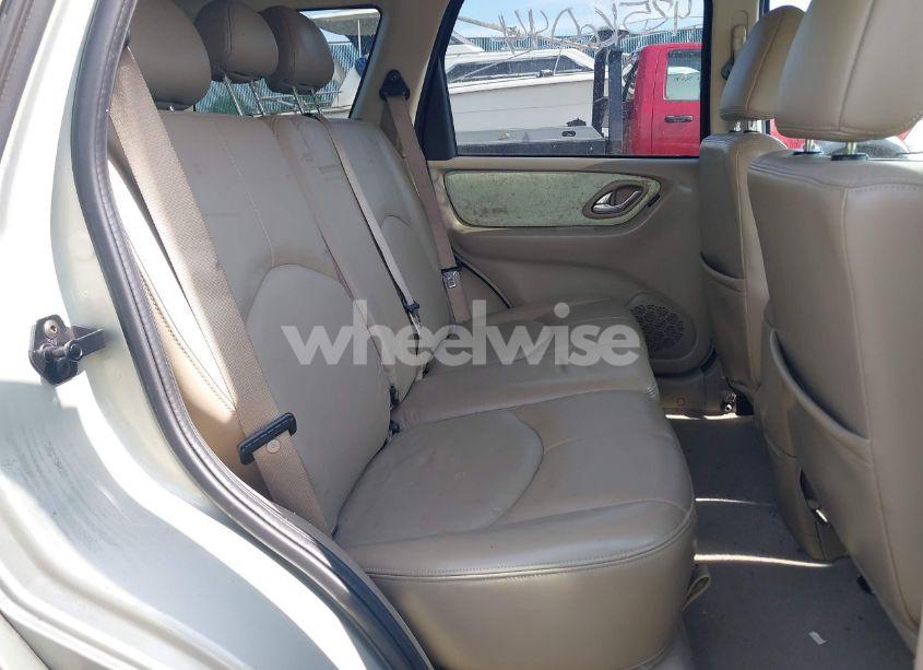 Photo 8 of 2005 Mazda Tribute S (VIN 4F2YZ06155KM26805)