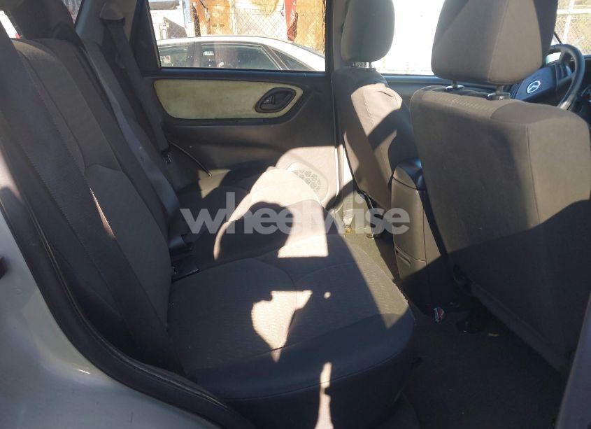 Photo 8 of 2006 Mazda Tribute I (VIN 4F2YZ92Z66KM10050)