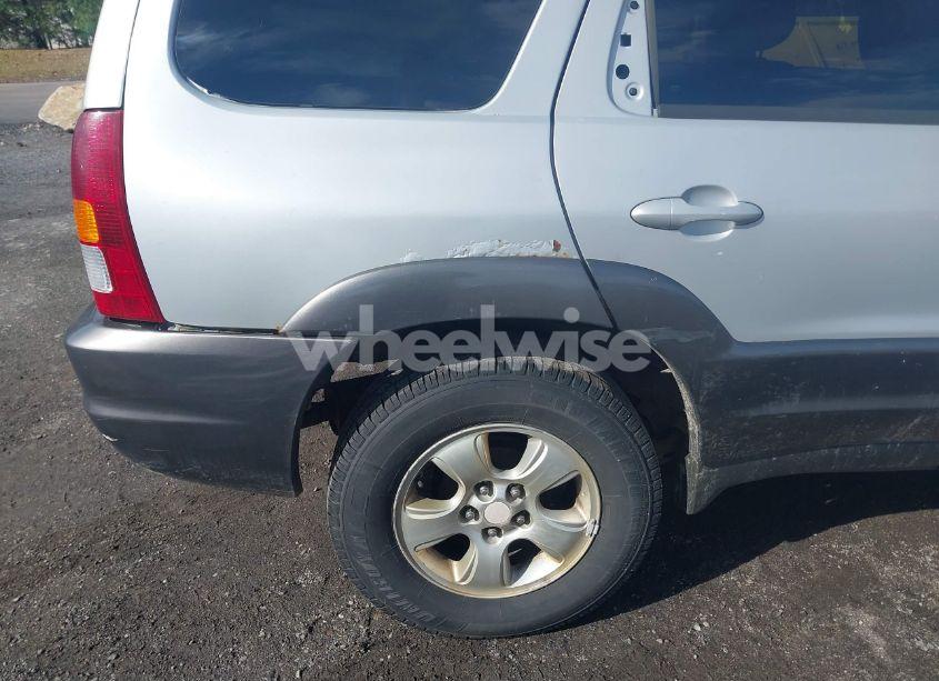 Photo 12 of 2004 Mazda Tribute LX V6 (VIN 4F2YZ94104KM31979)