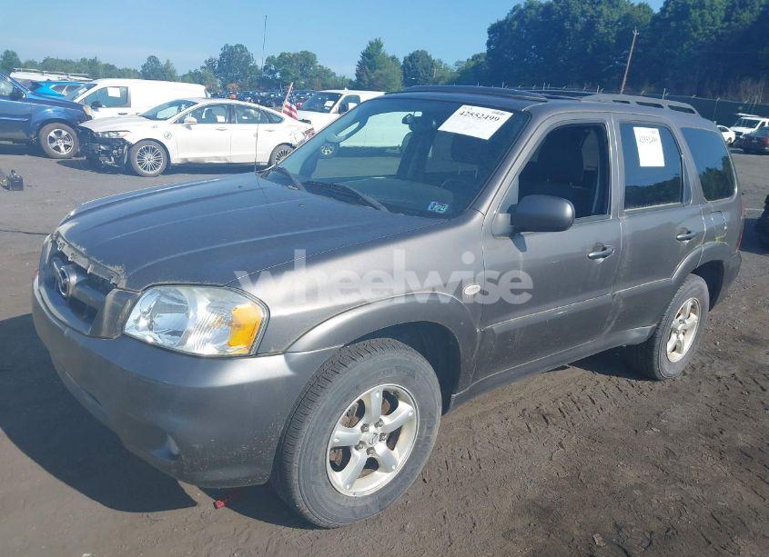 Photo 2 of 2006 Mazda Tribute S (VIN 4F2YZ94106KM12805)