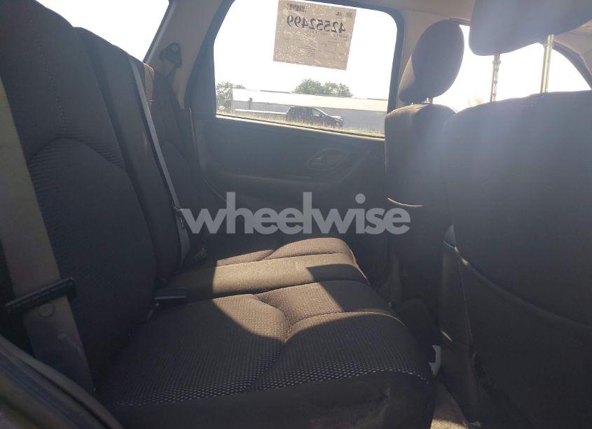 Photo 8 of 2006 Mazda Tribute S (VIN 4F2YZ94106KM12805)