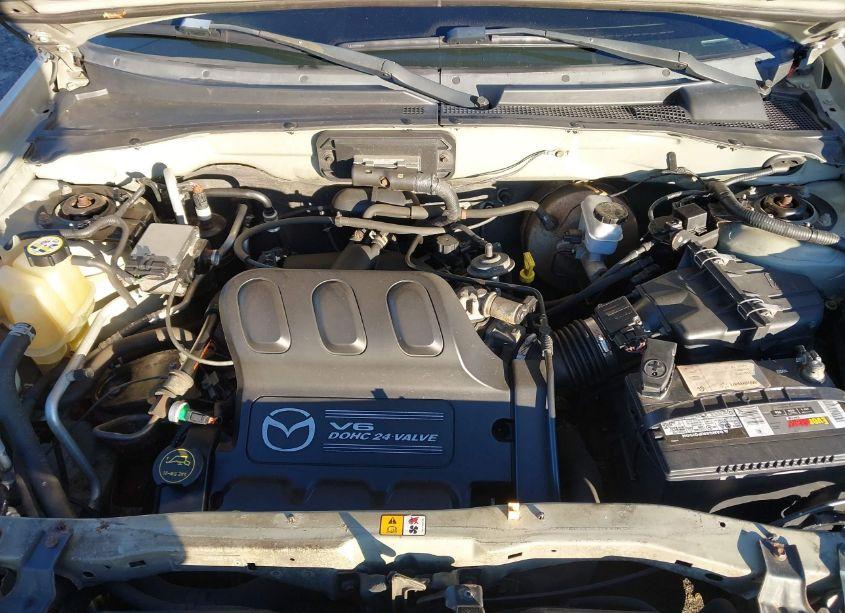 Photo 10 of 2004 Mazda Tribute LX V6 (VIN 4F2YZ94134KM05537)