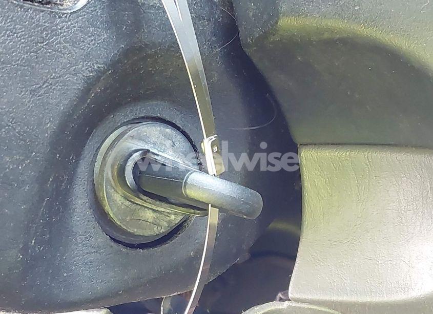 Photo 11 of 2006 Mazda Tribute S (VIN 4F2YZ94136KM00776)