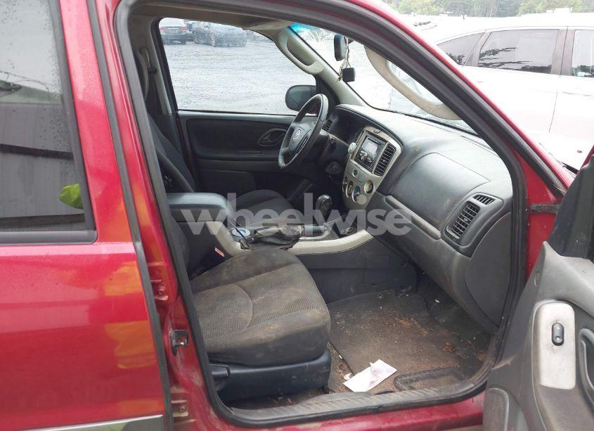 Photo 5 of 2006 Mazda Tribute S (VIN 4F2YZ94136KM00776)