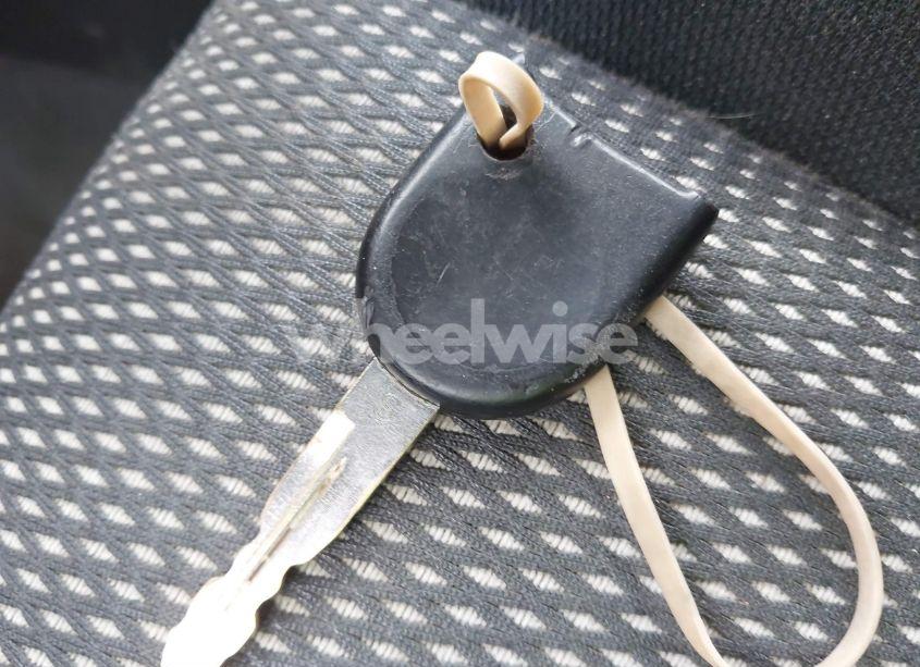 Photo 11 of 2005 Mazda Tribute S (VIN 4F2YZ94185KM08788)