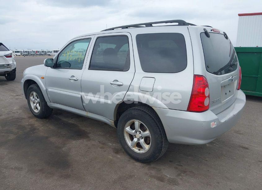 Photo 3 of 2005 Mazda Tribute S (VIN 4F2YZ94185KM08788)