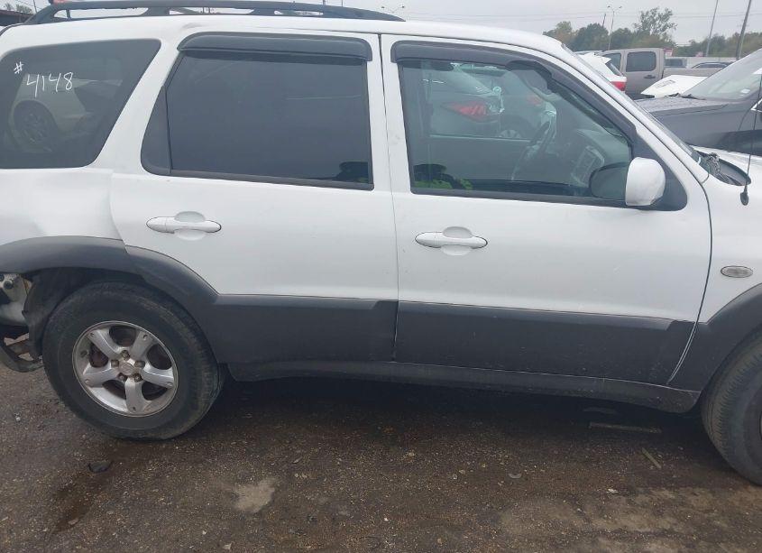Photo 13 of 2005 Mazda Tribute S (VIN 4F2YZ94195KM44148)