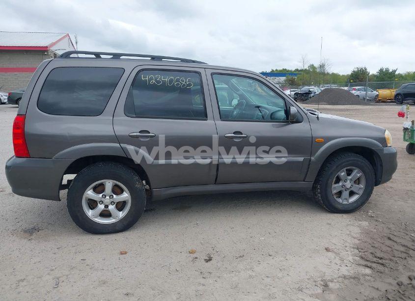 Photo 14 of 2005 Mazda Tribute S (VIN 4F2YZ941X5KM17220)