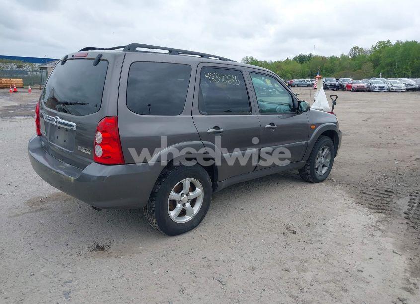 Photo 4 of 2005 Mazda Tribute S (VIN 4F2YZ941X5KM17220)