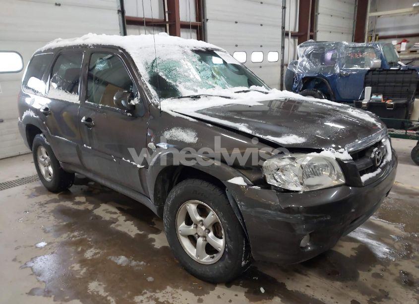 2006 Mazda Tribute S (VIN 4F2YZ96186KM26061) main photo