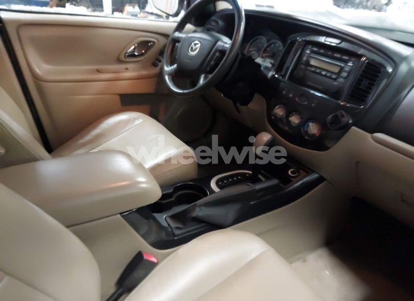 Photo 5 of 2006 Mazda Tribute S (VIN 4F2YZ96186KM26061)