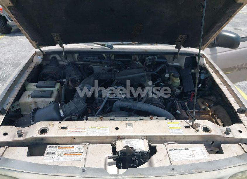 Photo 10 of 1997 Mazda B2300 SE (VIN 4F4CR12A8VTM11643)