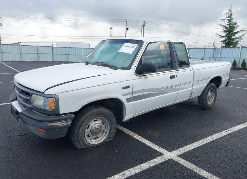 Photo 2 of 1997 Mazda B2300 SE (VIN 4F4CR16A2VTM29744)