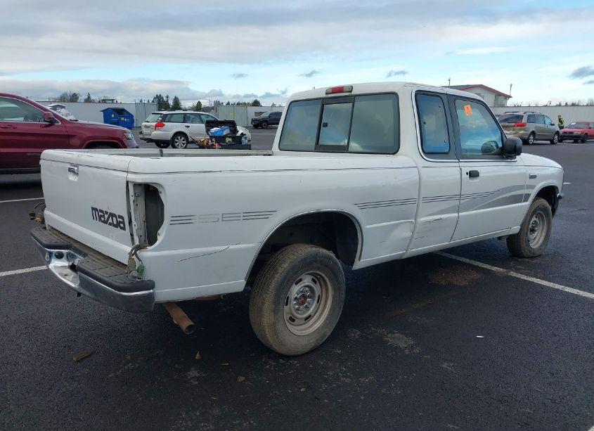 Photo 4 of 1997 Mazda B2300 SE (VIN 4F4CR16A2VTM29744)