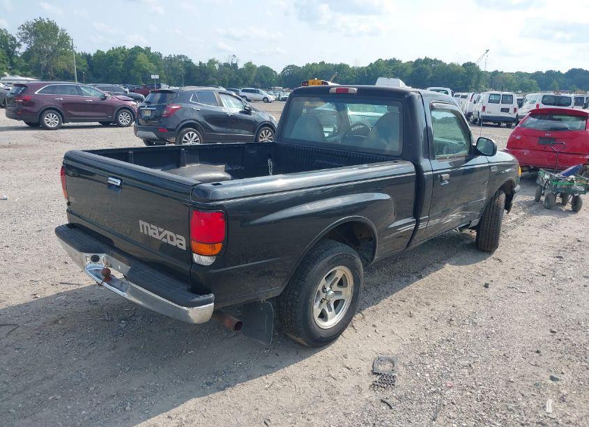 Photo 4 of 2000 Mazda B2500 SE/SX (VIN 4F4YR12C1YTM14198)