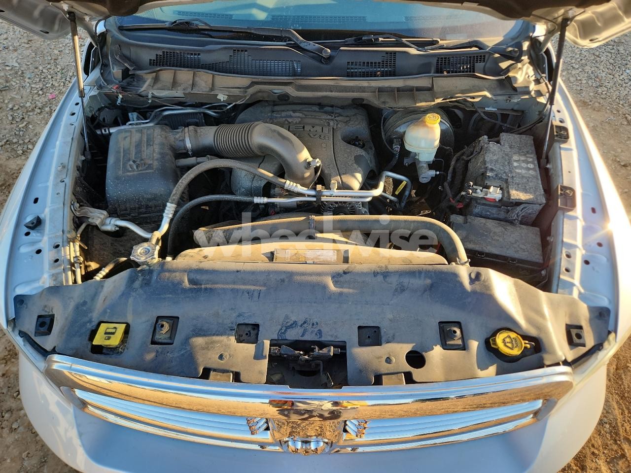 Photo 11 of 2016 RAM 1500 SLT (VIN 4F4YR12D15PM04722)