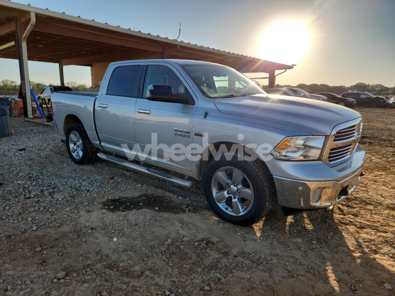 Photo 4 of 2016 RAM 1500 SLT (VIN 4F4YR12D15PM04722)
