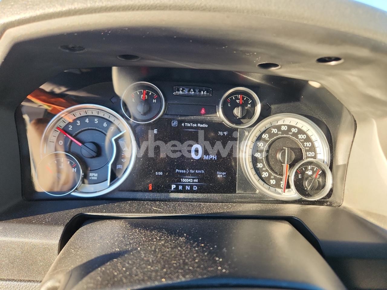 Photo 9 of 2016 RAM 1500 SLT (VIN 4F4YR12D15PM04722)