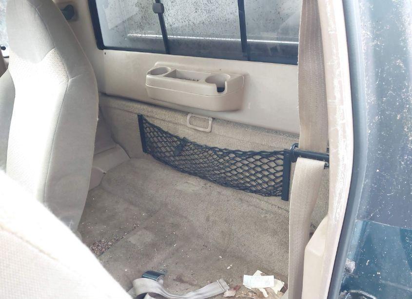 Photo 8 of 1998 Mazda B3000 SE (VIN 4F4ZR17U4WTM22931)