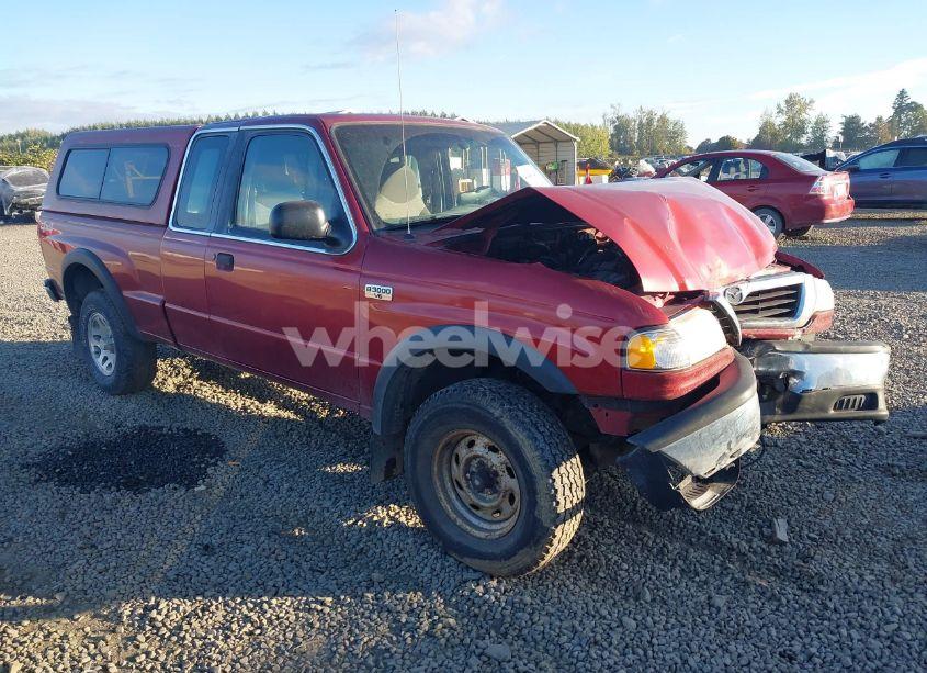 1999 Mazda B3000 SE (VIN 4F4ZR17VXXTM11572) main photo