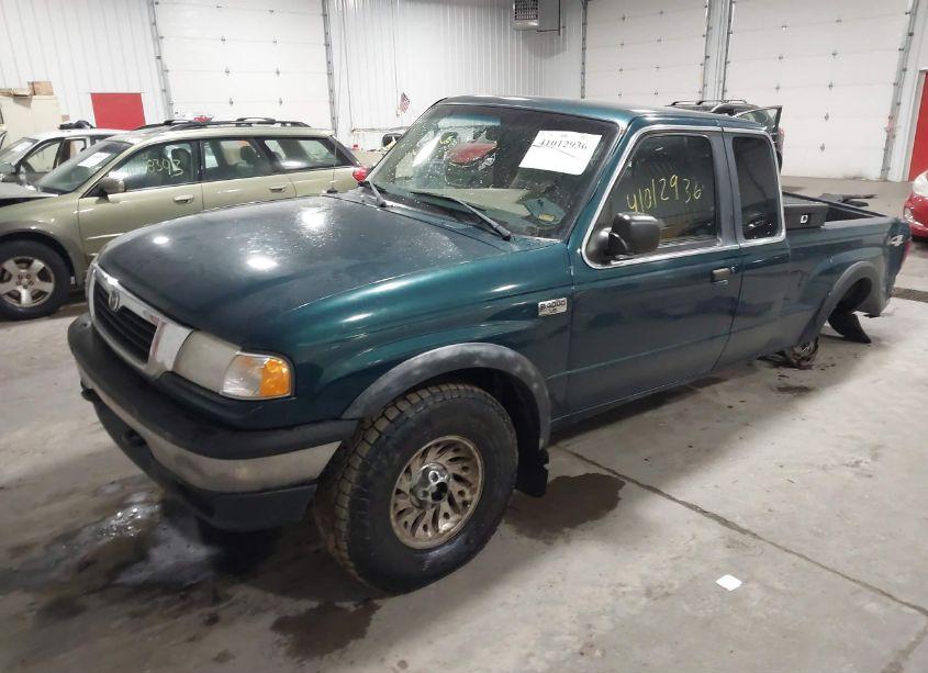 Photo 2 of 1998 Mazda B4000 SE (VIN 4F4ZR17X7WTM41922)