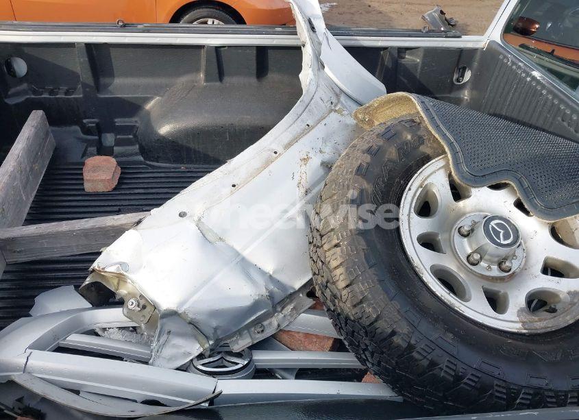 Photo 12 of 2003 Mazda B4000 SE (VIN 4F4ZR47E63TM15713)