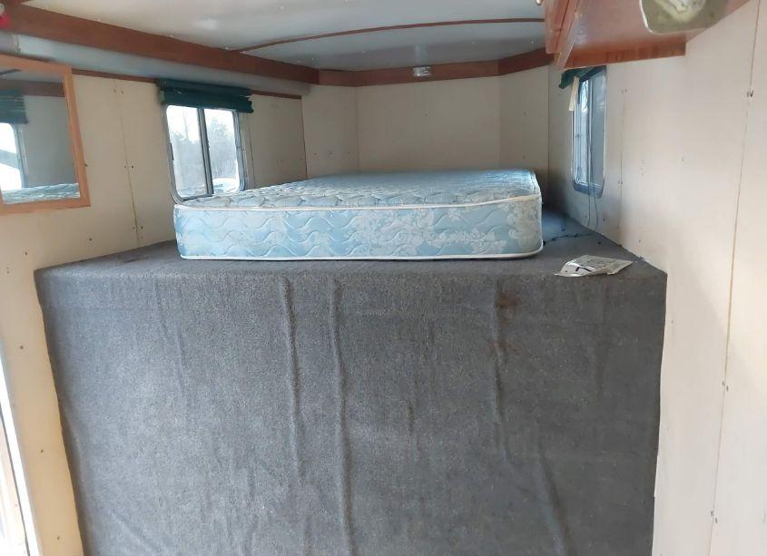 Photo 13 of 2005 Featherlite Unknown N/A (VIN 4FGB118265C078655)