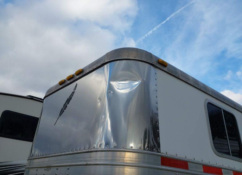 Photo 6 of 2005 Featherlite Unknown N/A (VIN 4FGB118265C078655)