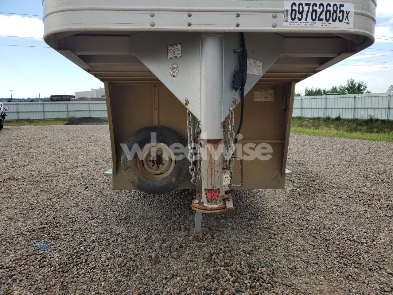 Photo 7 of 2012 FEATHERLITE 8127 LIVESTOCK TRAILER (VIN 4FGB22423CC121144)