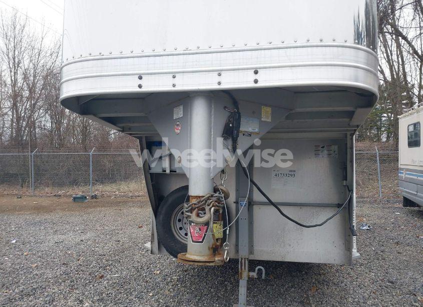 Photo 10 of 2003 Featherlite Unknown N/A (VIN 4FGL018253C064041)