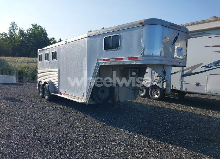 2000 Featherlite Horse TRAILER (VIN 4FGL01825YC032357) main photo